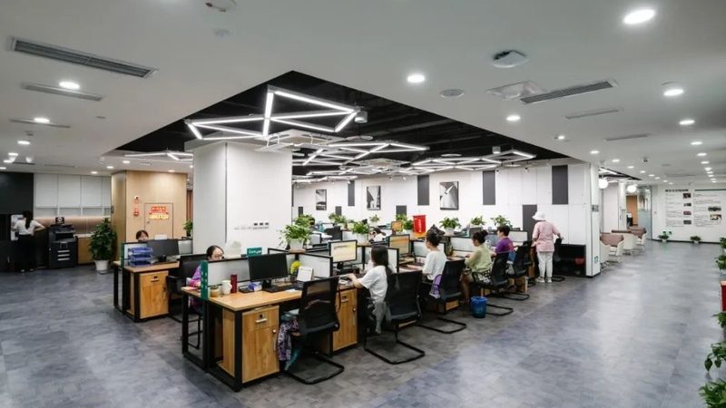 面授班：面对面教学，互动性强